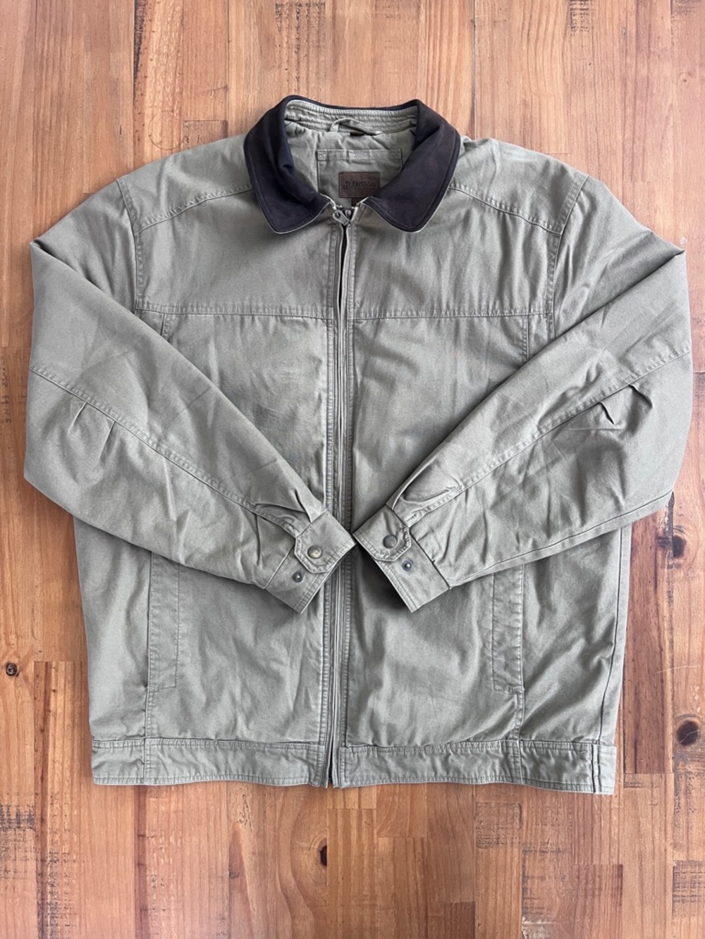 St John’s Bay Men's Light Olive Green Chore Jacket with Dark Leather Collar XLT